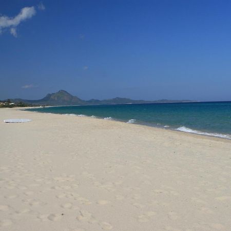 Casa Vacanze Rose E Fiori Sardegna ซาน วิโต ภายนอก รูปภาพ