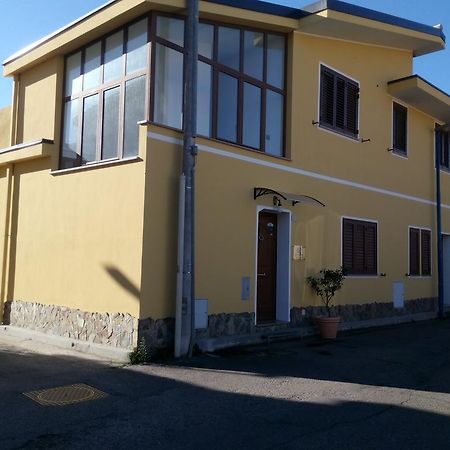 Casa Vacanze Rose E Fiori Sardegna ซาน วิโต ภายนอก รูปภาพ