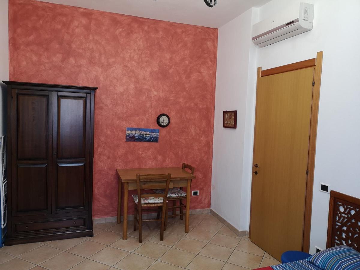 Casa Vacanze Rose E Fiori Sardegna ซาน วิโต ภายนอก รูปภาพ